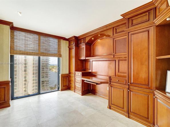 19667 Turnberry Way 16GR, Aventura FL 33180