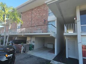 6782 Brookline Dr 6782, Hialeah FL 33015