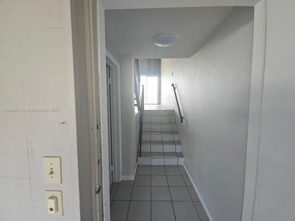 6782 Brookline Dr 6782, Hialeah FL 33015