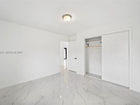 5635 Pierce St, Hollywood FL 33021