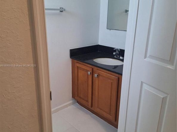 6621 Winfield Blvd 1, Margate FL 33063