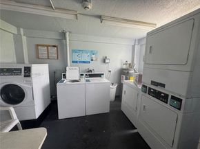 112 S Royal Park Dr 1C, Oakland Park FL 33309