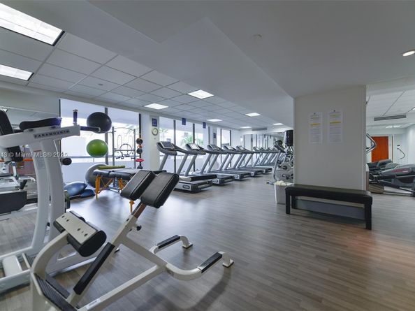 19707 W Turnberry Way 26D, Aventura FL 33180