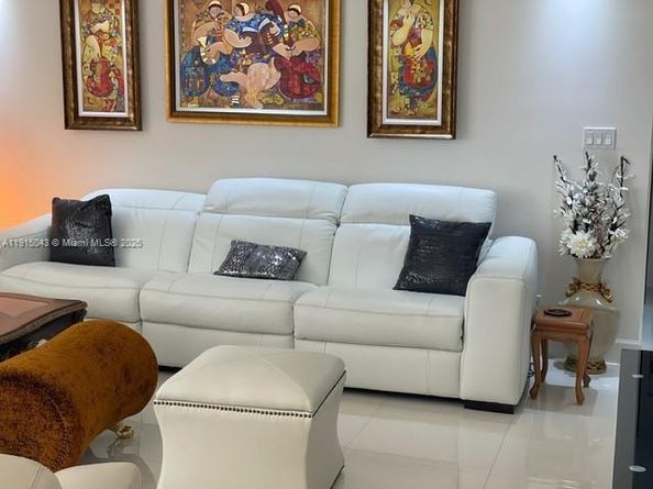 19707 W Turnberry Way 26D, Aventura FL 33180