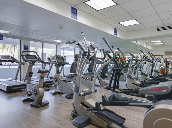 19707 W Turnberry Way 26D, Aventura FL 33180