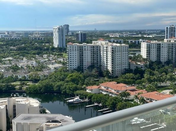 19707 W Turnberry Way 26D, Aventura FL 33180