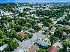 469 NW 69th St, Miami FL 33150