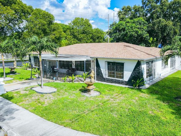 469 NW 69th St, Miami FL 33150