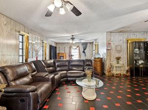 469 NW 69th St, Miami FL 33150