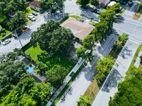 469 NW 69th St, Miami FL 33150