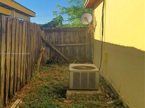 15724 SW 304th Ter, Homestead FL 33033