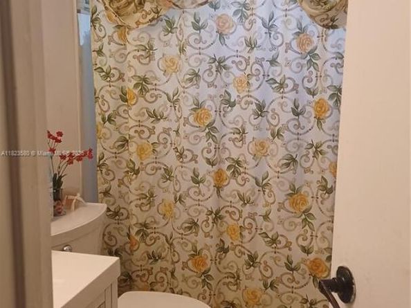 15724 SW 304th Ter, Homestead FL 33033