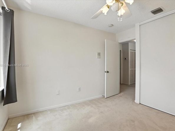 15677 NW 12th Mnr, Pembroke Pines FL 33028