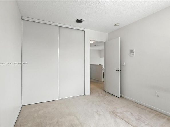 15677 NW 12th Mnr, Pembroke Pines FL 33028