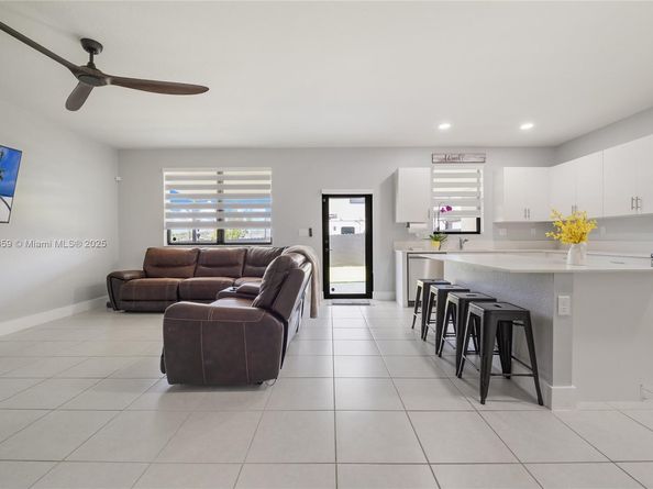 22980 SW 130th Ave, Miami FL 33170