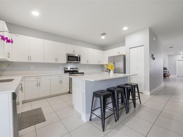 22980 SW 130th Ave, Miami FL 33170