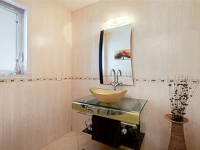 1925 NE 214th Ter, Miami FL 33179