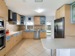 1925 NE 214th Ter, Miami FL 33179