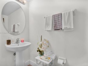 161 SE 34th Ter, Homestead FL 33033