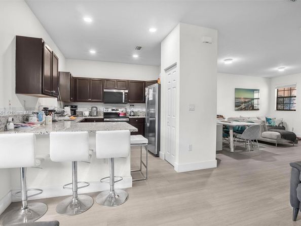 161 SE 34th Ter, Homestead FL 33033