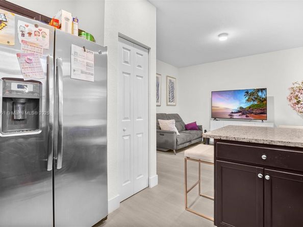 161 SE 34th Ter, Homestead FL 33033