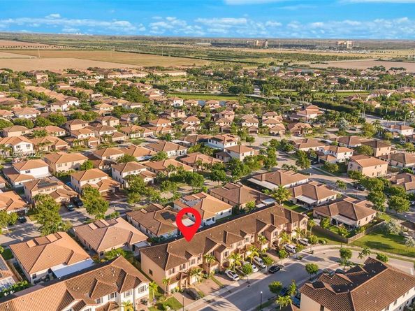 161 SE 34th Ter, Homestead FL 33033