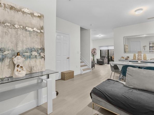 161 SE 34th Ter, Homestead FL 33033