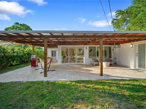 1360 NE 138th St, North Miami FL 33161