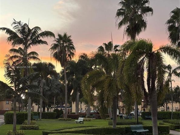 3390 NE 13th Cir Dr 10719, Homestead FL 33033