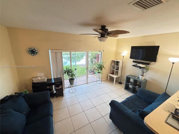 3390 NE 13th Cir Dr 10719, Homestead FL 33033