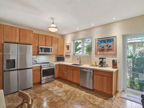 1335 Lenox Ave, Miami Beach FL 33139