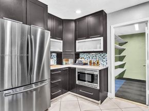 8581 NW 15th Ct, Pembroke Pines FL 33024