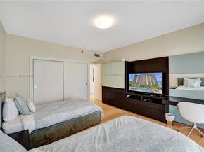 20281 E Country Club Dr 607, Aventura FL 33180