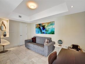 20281 E Country Club Dr 607, Aventura FL 33180