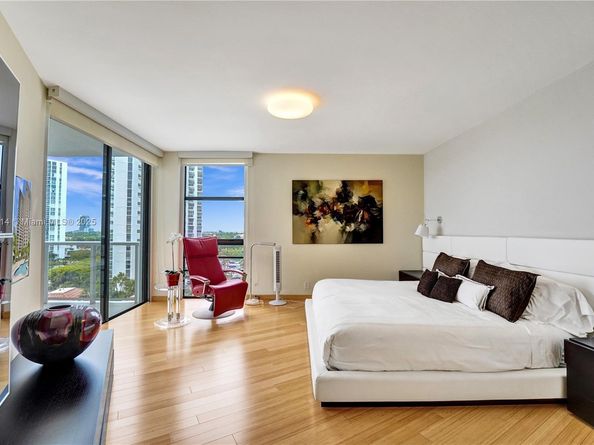 20281 E Country Club Dr 607, Aventura FL 33180