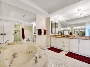 20281 E Country Club Dr 607, Aventura FL 33180