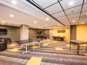 20281 E Country Club Dr 607, Aventura FL 33180