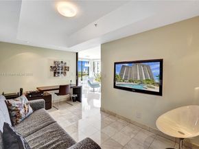 20281 E Country Club Dr 607, Aventura FL 33180