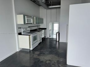 10 SW South River Dr 812, Miami FL 33130