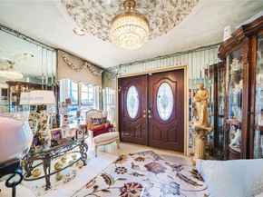 85 NW 165th St, Miami FL 33169