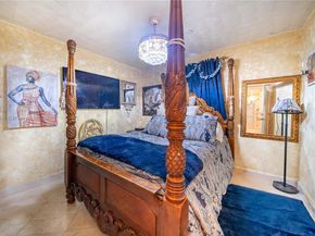 85 NW 165th St, Miami FL 33169