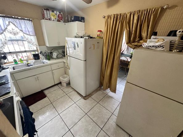 18020 NW 2nd Pl, Miami Gardens FL 33169