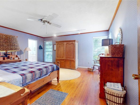 2607 N Greenway Dr, Coral Gables FL 33134