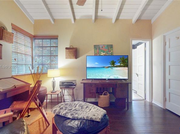 2607 N Greenway Dr, Coral Gables FL 33134