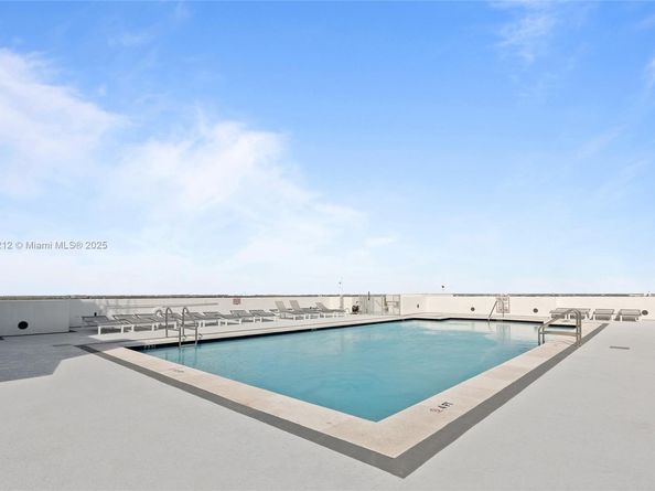 1830 Radius Dr 820, Hollywood FL 33020