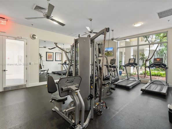 1830 Radius Dr 820, Hollywood FL 33020