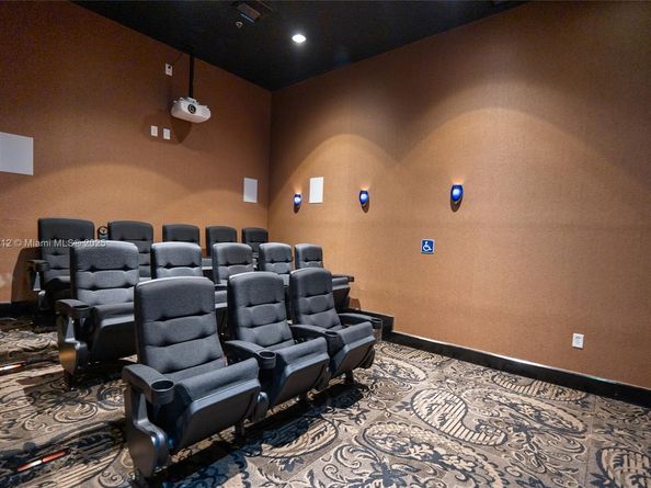 1830 Radius Dr 820, Hollywood FL 33020