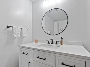 1830 Radius Dr 820, Hollywood FL 33020