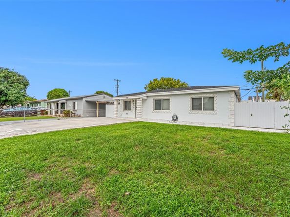 875 E 8th St, Hialeah FL 33010