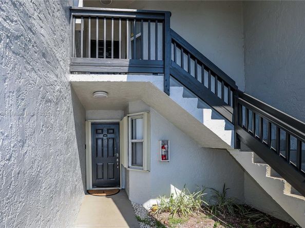 446 SW 113th Way 446, Pembroke Pines FL 33025